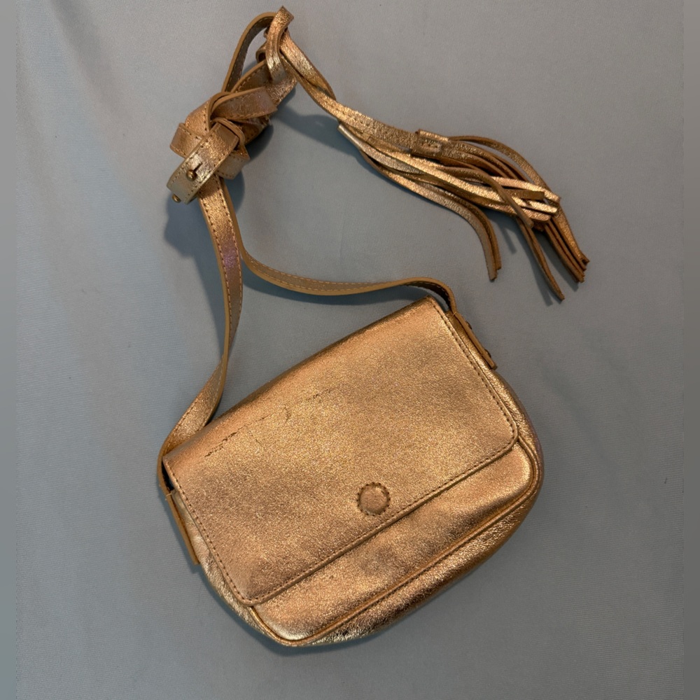 American Eagle Leather Magnetic Closure Crossbody Bag